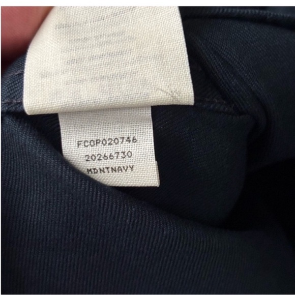 Filson Men’s Alaskan Guide Shirt Button Down Size Medium New Navy Relaxed Fit - Picture 7 of 8